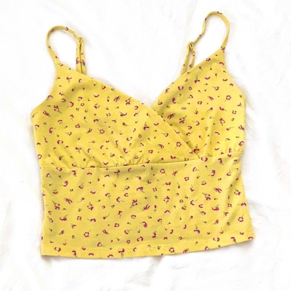 Yellow tank top with a floral pattern size small